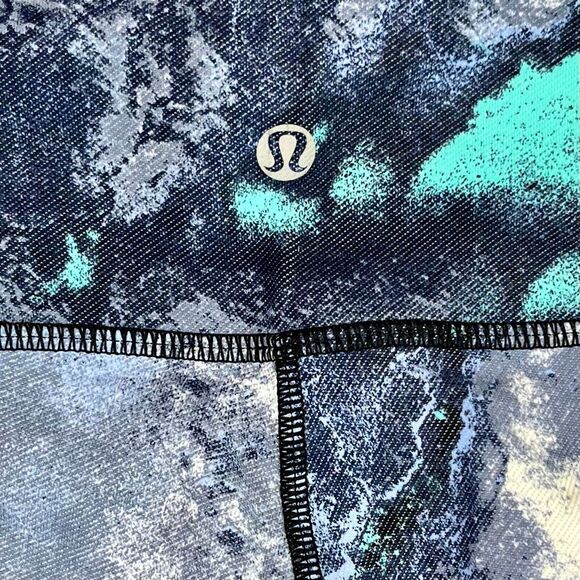 Lululemon Wunder Under "Denim Luon Milky Way" Print Cropped Leggings 6 - Picture 5 of 7